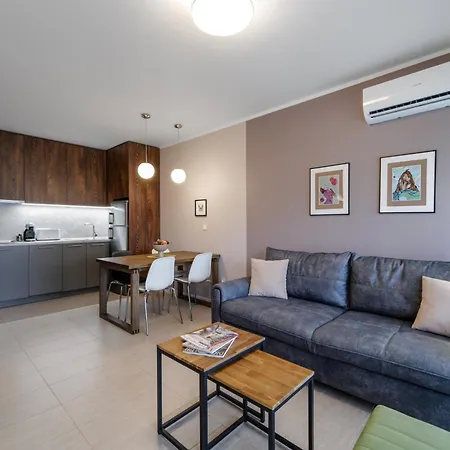 Smokinia Sunrise - Kavatsi Beach, סוזופול