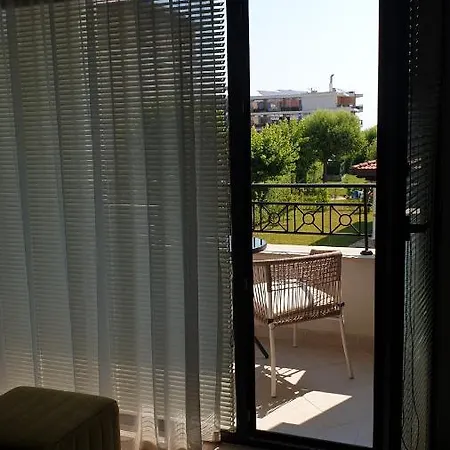 شقة Smokinia Sunrise - Kavatsi Beach,