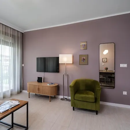 شقة Smokinia Sunrise - Kavatsi Beach,